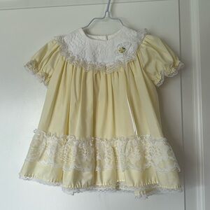 Alexis Kids Formal Dress in Yellow and White ruffles 80’s Vintage